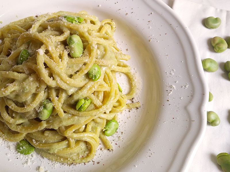 Cacio e pepe con fave fresche